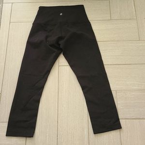 Lululemon Wunder Under Crop hi rise